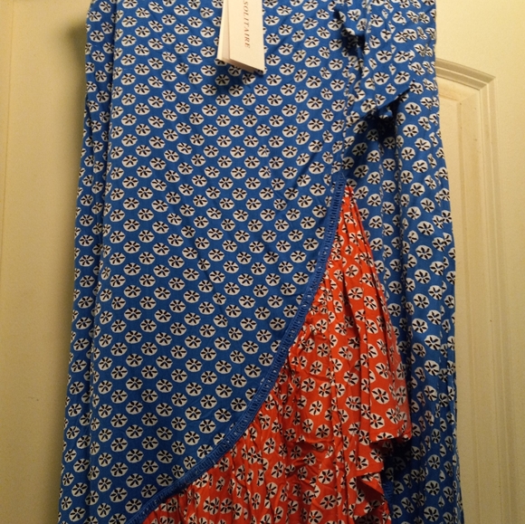 SOLITAIRE LONG LAIRED RUFFLE HIGH LOW SKIRT SIZE XL. WITH TAG. NEVER WORN. - Picture 2 of 14